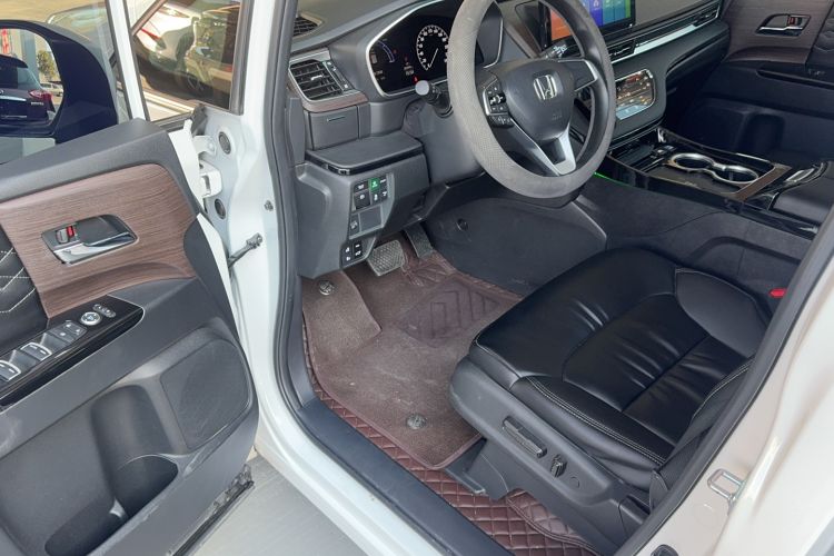 Used Honda Odyssey 2024 2.0L eHEV Sharp & Enjoy Edition
