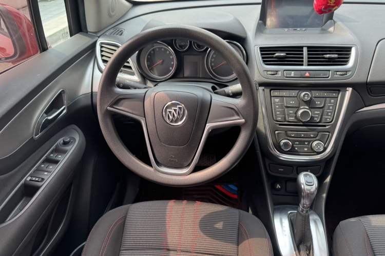 Used Buick Encore 2015 1.4T Automatic Two-Wheel Drive Urban Elite Version
