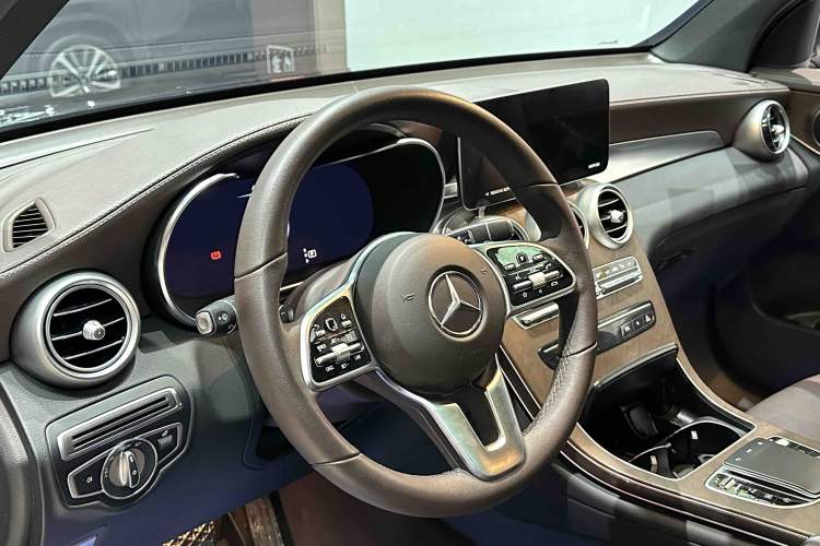 Used Mercedes-Benz GLC 2022 Refreshed GLC 300 L 4MATIC Dynamic Edition Prestige Version