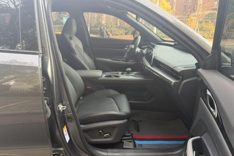 Used Oshan Z6 New Energy 2023 ZhiDian iDD 150KM Flagship PLUS
