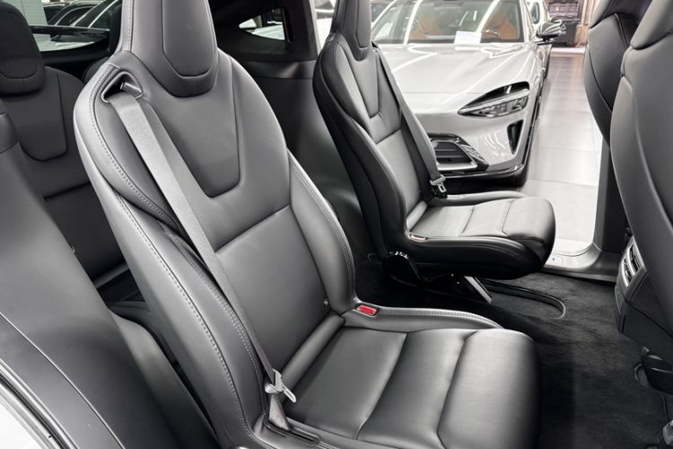 Used Tesla Model X 2019 Long-Range Version
