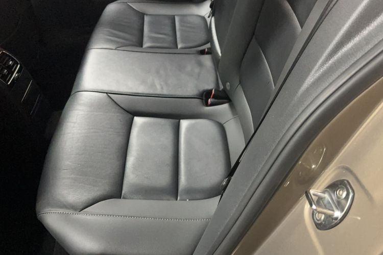 Used Volkswagen Sagitar 2016 230TSI 25th Anniversary Edition
