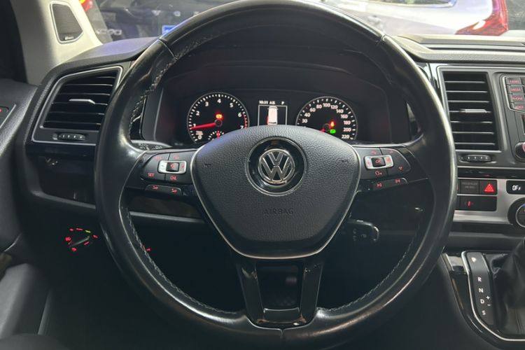 Used Volkswagen Multivan 2019 2.0 TSI 4x4 Prestige Edition 7-Seater