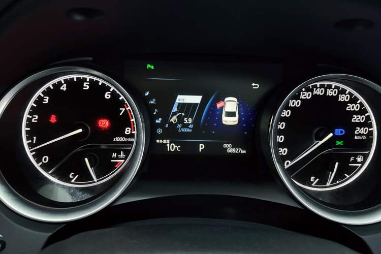 Used Toyota Camry 2018 2.0G Luxury Edition