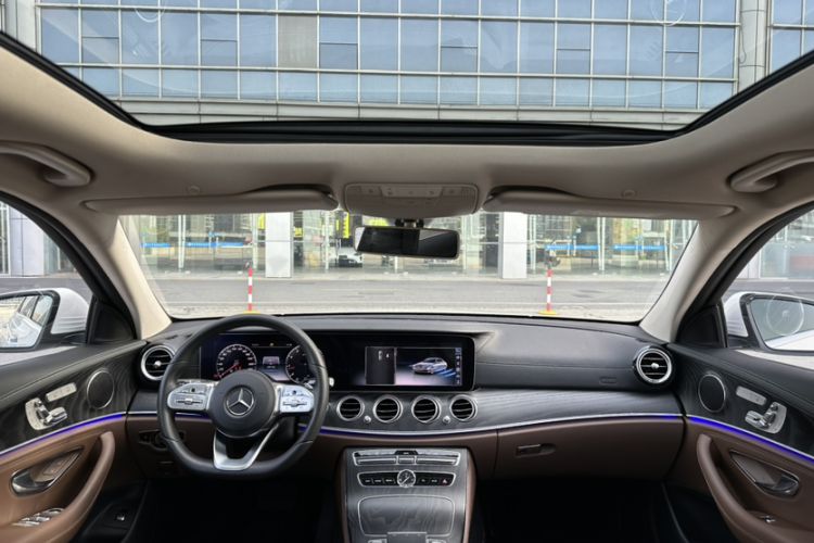 Used Mercedes-Benz E-Class 2019 E 300 L Sporty and Stylish Model
