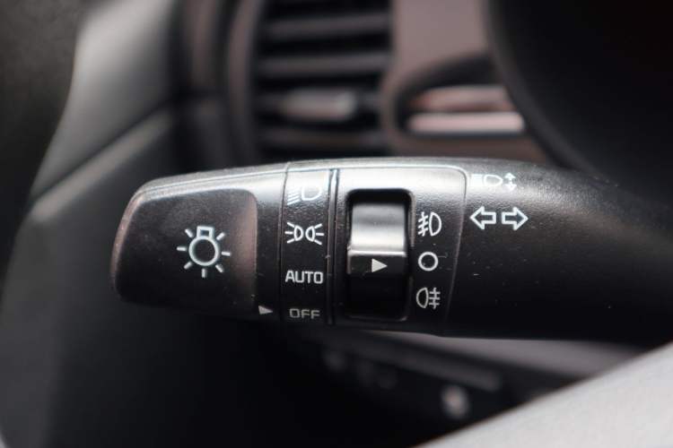 Used Kia K2 2017 Sedan 1.4L Automatic Transmission 15th Anniversary Special Edition GLS
