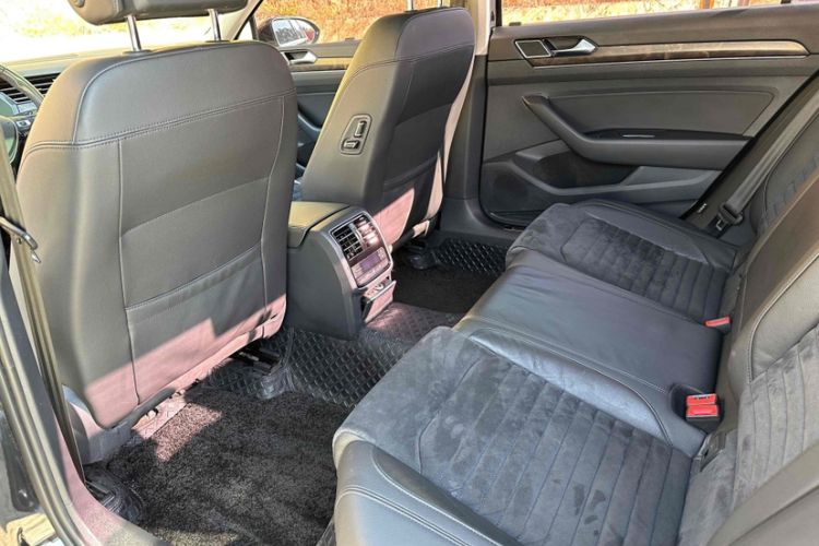 Used Volkswagen Magotan 2017 330TSI DSG Luxury Model
