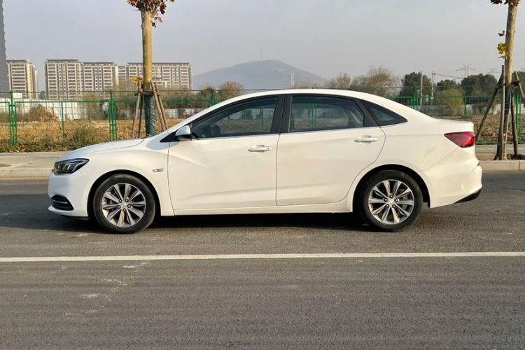 Used Chevrolet Monza 2022 320 Automatic Enjoyment Sunroof Version