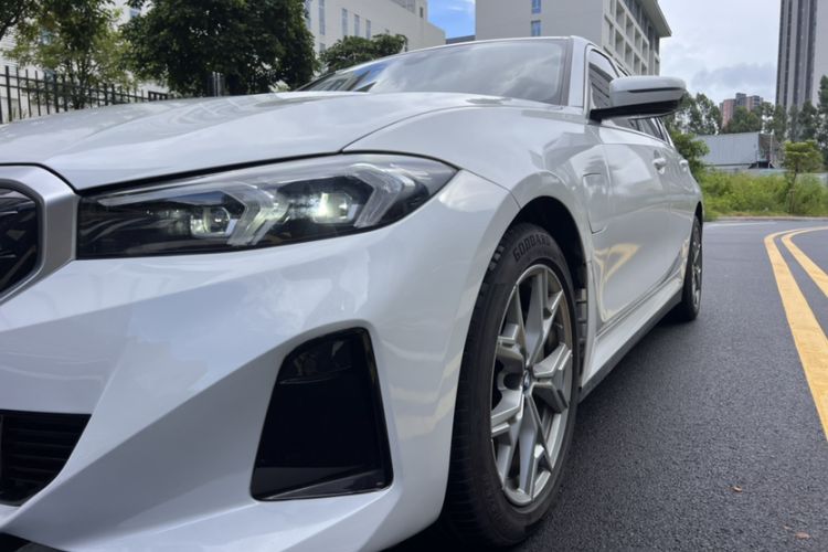 Used BMW i3 2024 eDrive 35 L
