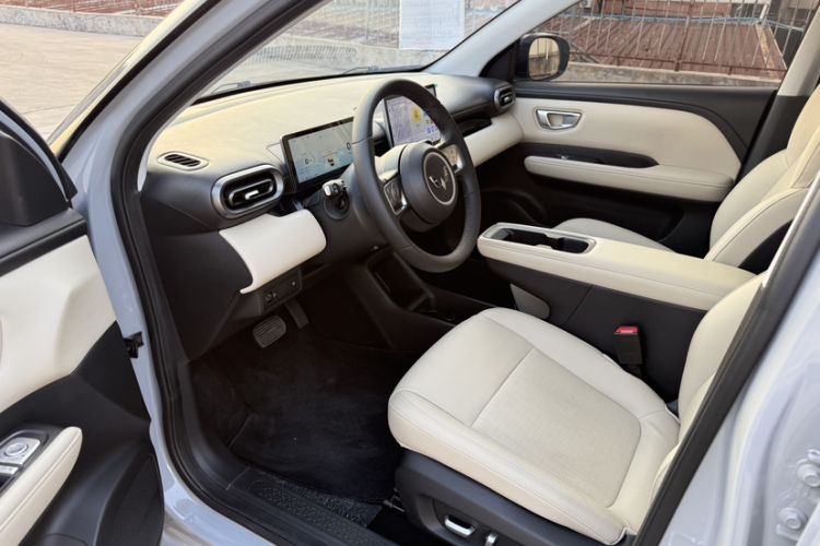 Used Wuling Bingo PLUS 2024 401 km Range 5-Seater Version
