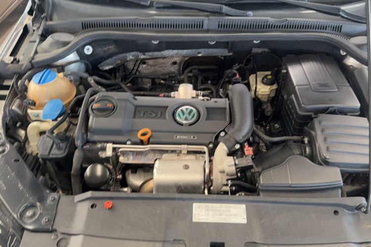 Used Volkswagen Sagitar 2012 1.4TSI Automatic Fashion Edition
