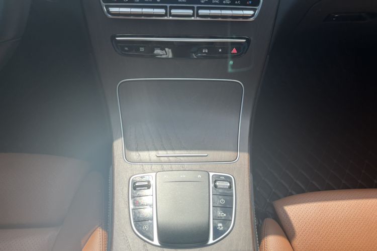 Used Mercedes-Benz GLC 2020 Facelift GLC 260 L 4MATIC Luxury Edition
