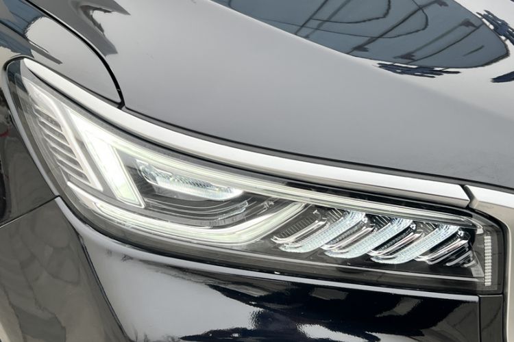 Used Hongqi HS5 2023 2.0T Qixiang Pro Edition