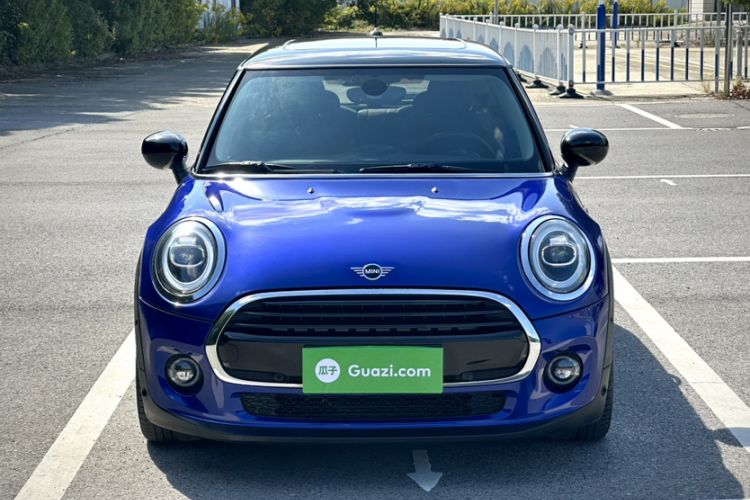 Used  MINI 2019 1.5T COOPER Classic Edition
