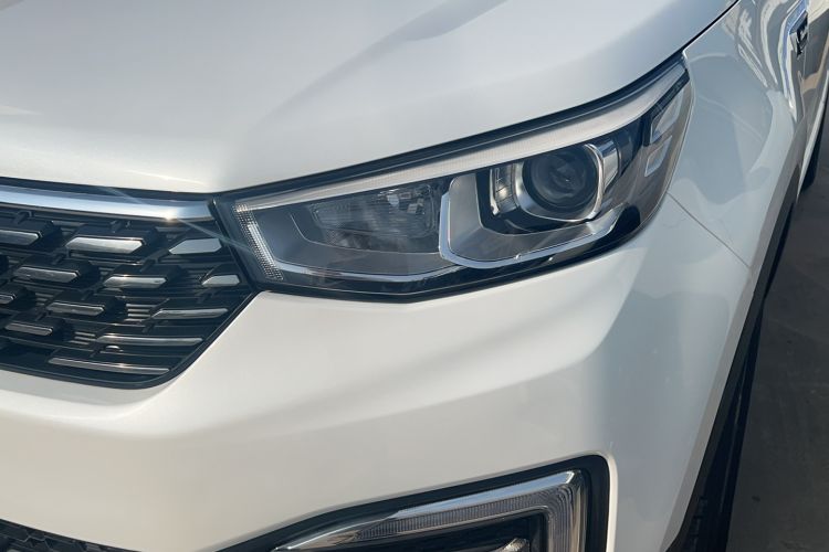 Used Changan CS55 2018 1.5T Automatic Colorful Edition China V Standard
