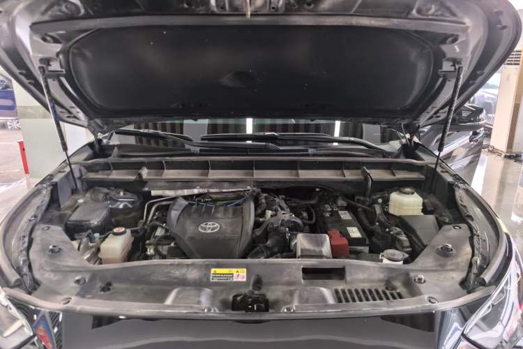 Used Toyota Crown Land Cruiser 2022 2.0T Four-Wheel Drive Prestige Edition
