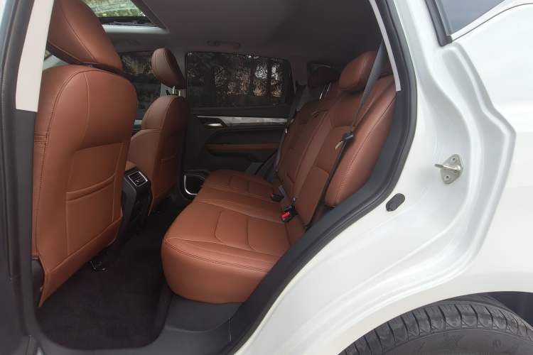 Used Geely Auto Vision X6 2021 PRO 1.4T Automatic Prestige Model
