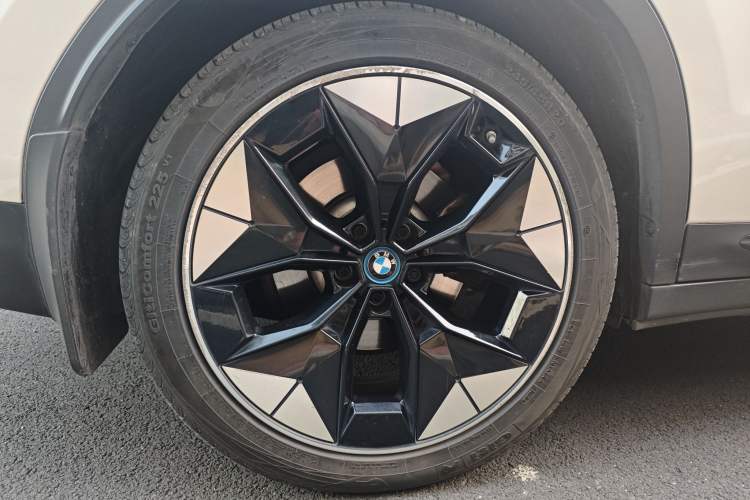 Used BMW iX3 2021 Leading Type
