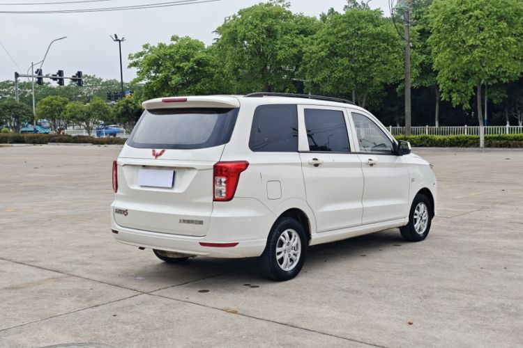 Used Wuling Hongguang 2019 1.5L S Standard Version China VI LAR
