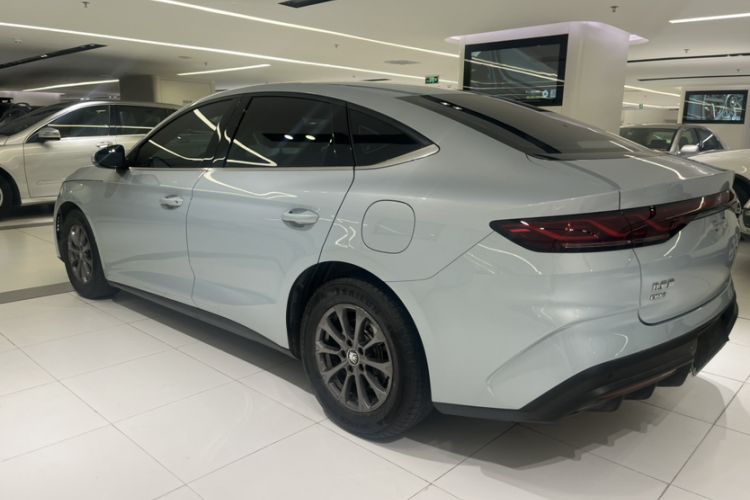 Used BYD Qin L 2024 DM-i 80KM Leading Model
