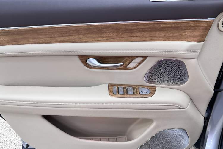 Used Hima AITO M7 2024 1.5T Intelligent Driving 4WD Max Edition 5 Seats
