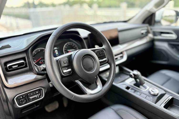 Used Great Wall Poer 2023 2.0T Commercial Version Automatic Diesel 4x4 Elite Long-Box GW4D20M