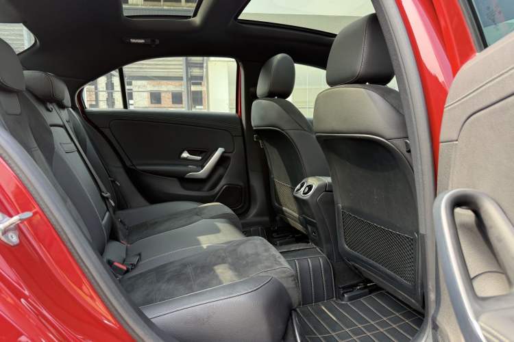 Used Mercedes-Benz A-Class 2020 Restyled A 200 L Sport Sedan Fashion Version
