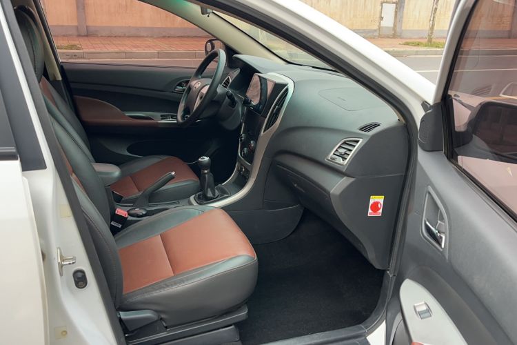 Used BYD F3 2015 Energy-Saving Edition 1.5L Manual Luxury Model