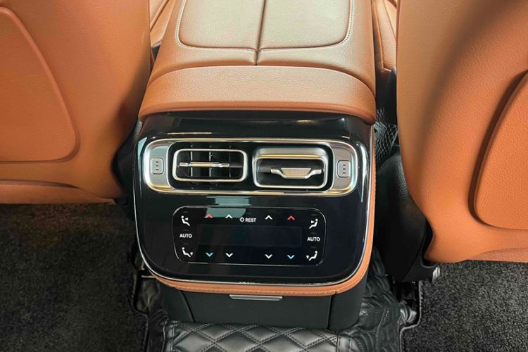 Used Mercedes-Benz S-Class 2023 Updated S 400 L Business Version
