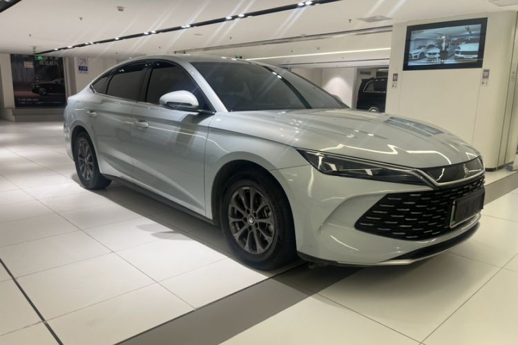 Used BYD Qin L 2024 DM-i 80KM Leading Model
