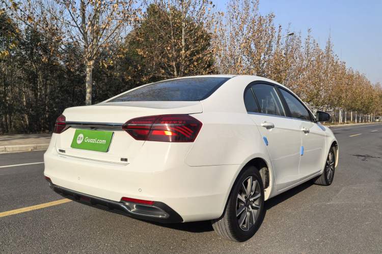 Used Geely Auto Emgrand 2019 Leading Edition 1.5L CVT Upward Connectivity Model China V Standard
