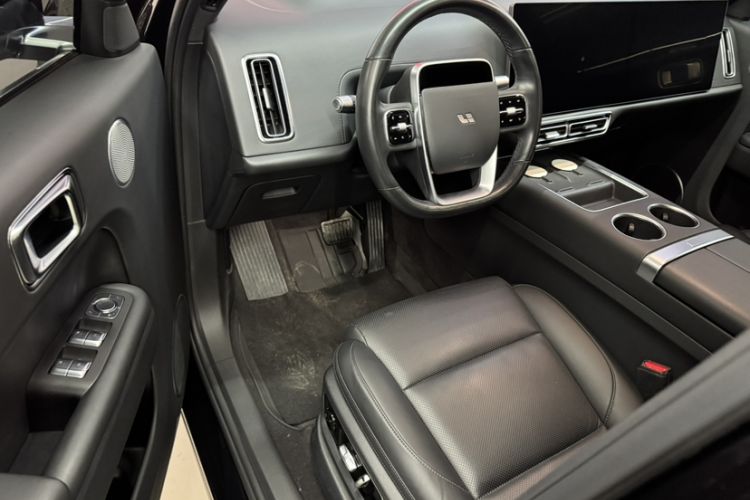 Used Li Auto L7 2023 Pro Model
