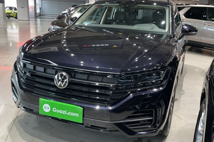 Used Volkswagen Touareg 2022 3.0 TSI Luxury Edition Black Diamond Sport Package