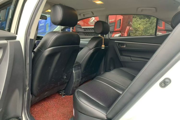 Used Toyota Levin Hybrid E+ 2019 1.8L GS E-CVT Elite Model with Sunroof
