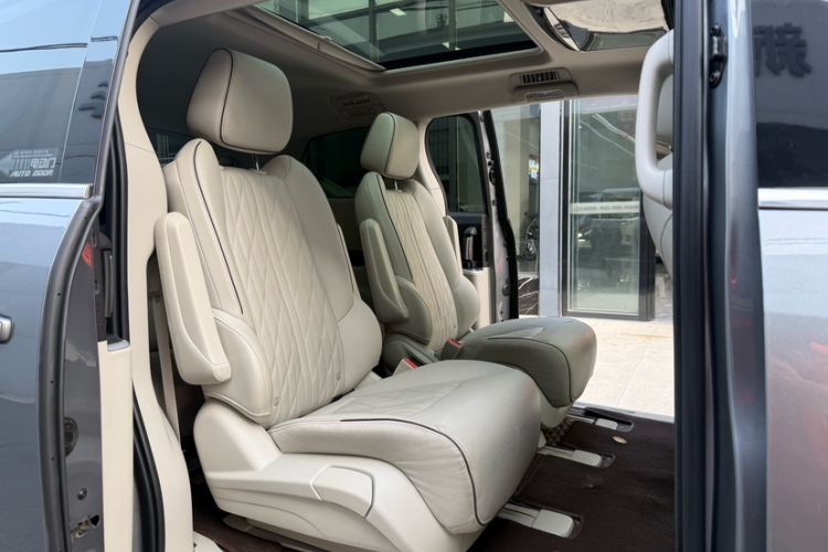 Used Buick GL8 2022 Land Business Class 652T Smart Deluxe Model
