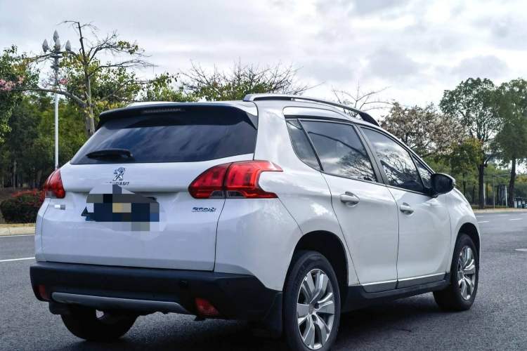 Used Peugeot 2008 2014 1.6L Automatic Fashion Edition
