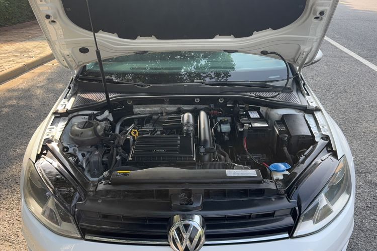 Used Volkswagen Golf 2014 1.4TSI Automatic Comfort Model
