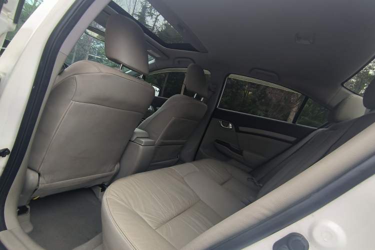 Used Honda Civic 2013 10th Anniversary 1.8L Automatic Luxury Edition
