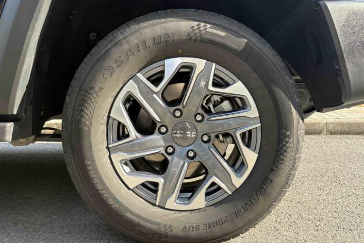 Used  BJ40 2024 2.0T All-New Urban Hunter Edition Chivalrous Style