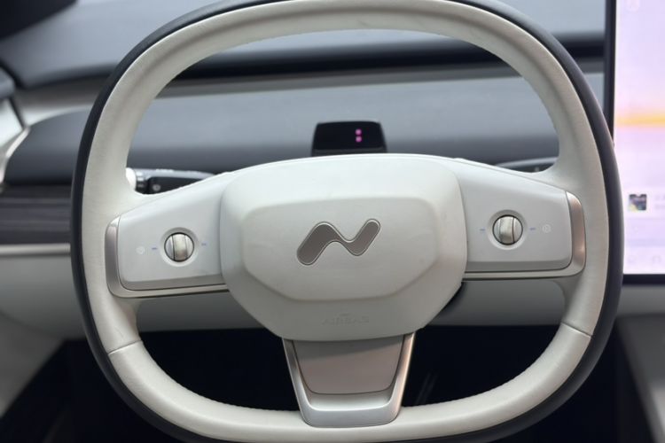 Used ONVO L60 2024 60 kWh Rear-Drive Version
