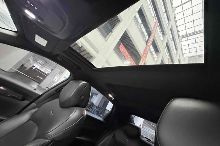 Used Cadillac CT6 2017 28T Luxury Model
