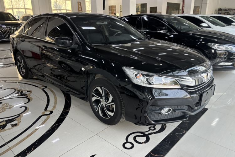 Used Honda Accord 2016 2.0L Elite Edition
