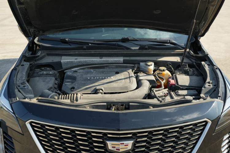 Used Cadillac XT4 2018 28T Two-Wheel Drive Tech Version
