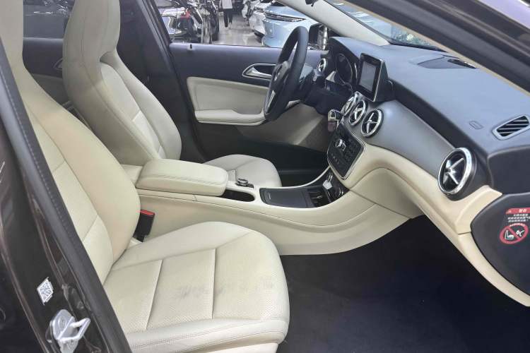 Used Mercedes-Benz GLA 2015 GLA 200 Sport Edition
