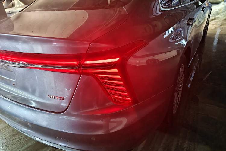 Used Hongqi H5 2023 2.0T Automatic Smart Connect Flagship Edition
