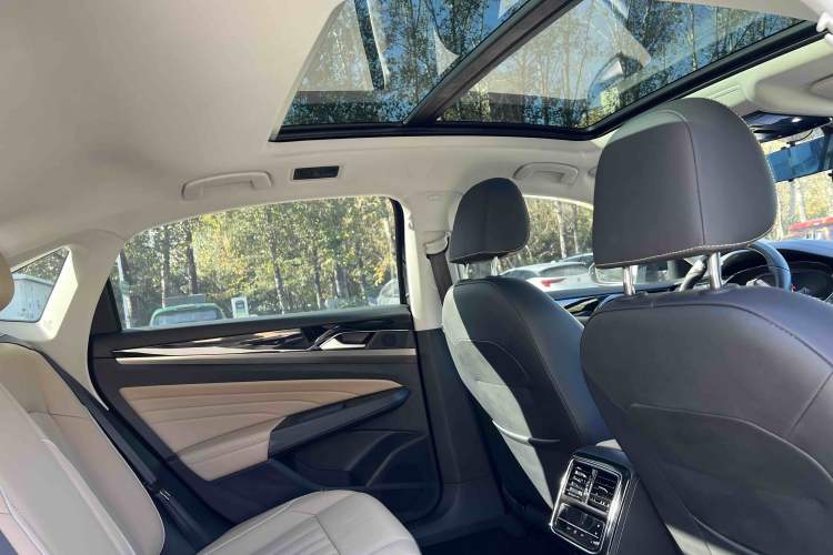 Used Volkswagen Passat 2022 330TSI Starry Elite Edition
