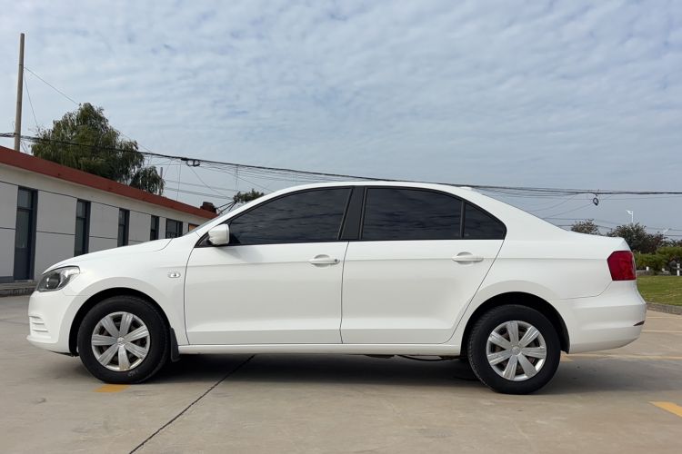 Used Volkswagen Jetta 2015 Zhuihui Edition 1.4L Manual Fashion Model
