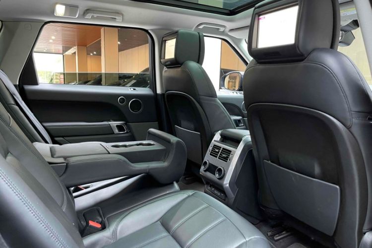 Used Land Rover Range Rover Sport 2018 3.0 SC V6 HSE DYNAMIC
