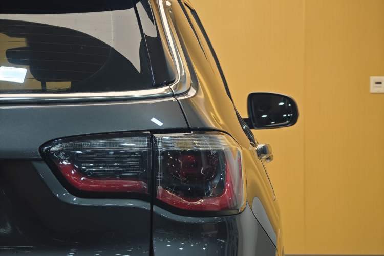 Used  Compass 2017 200T Automatic Family Edition
