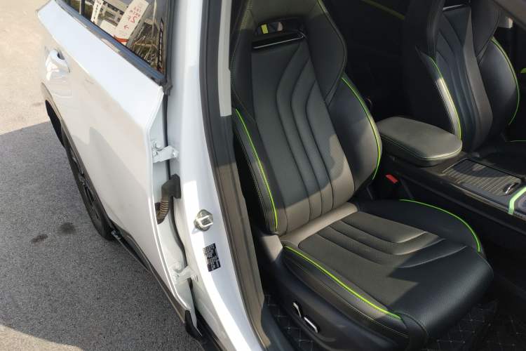 Used NETA U 2022 NETA U-Ⅱ 400 Lithium-Ion Battery